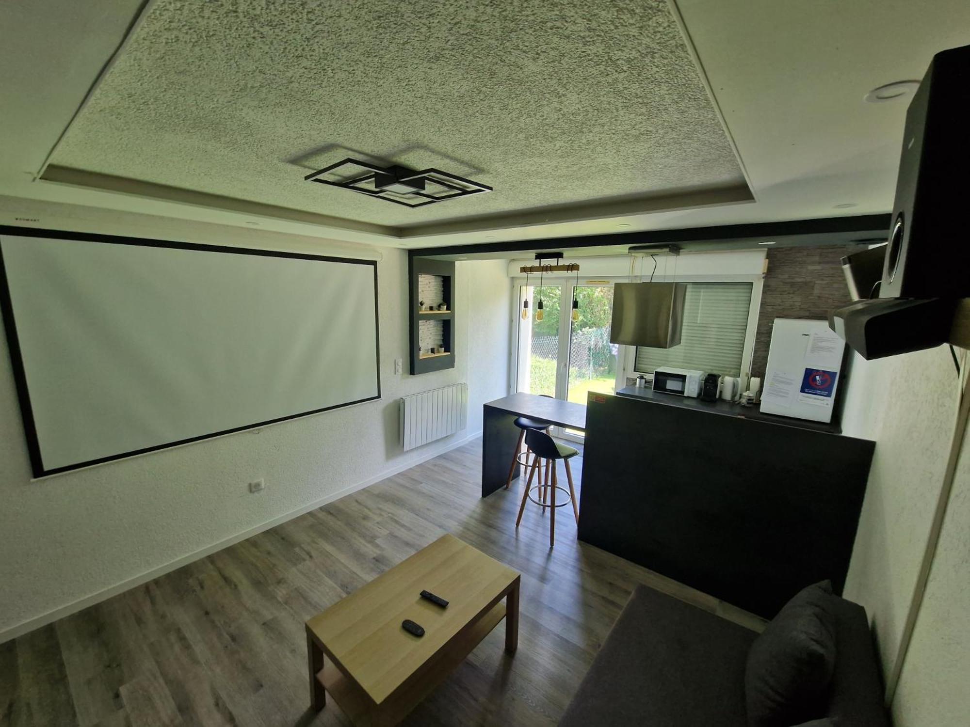 Logement Atypique & Parking Gratuit Gex Exterior foto
